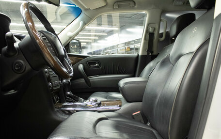 Infiniti QX56, 2011 год, 3 379 000 рублей, 10 фотография