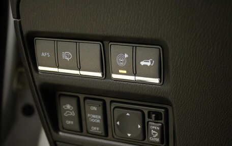 Infiniti QX56, 2011 год, 3 379 000 рублей, 16 фотография