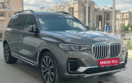 BMW X7, 2021 год, 10 800 000 рублей, 3 фотография