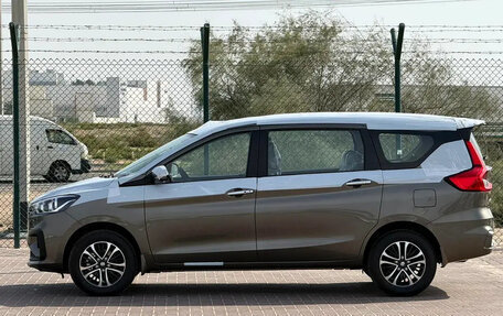 Suzuki Ertiga II, 2026 год, 1 530 000 рублей, 6 фотография