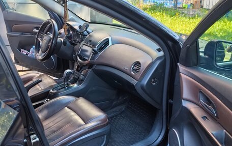 Chevrolet Cruze II, 2014 год, 780 000 рублей, 9 фотография