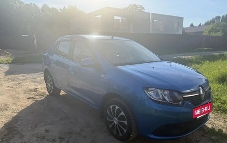 Renault Logan II, 2017 год, 475 000 рублей, 3 фотография