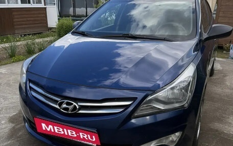 Hyundai Solaris II рестайлинг, 2015 год, 930 000 рублей, 4 фотография