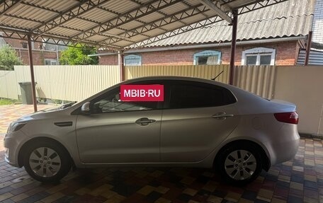 KIA Rio III рестайлинг, 2012 год, 895 000 рублей, 5 фотография