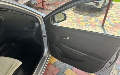 KIA Rio III рестайлинг, 2012 год, 895 000 рублей, 18 фотография