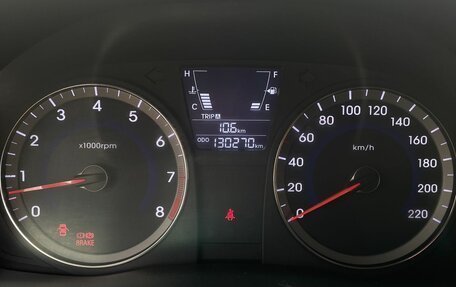 Hyundai Solaris II рестайлинг, 2013 год, 890 000 рублей, 14 фотография