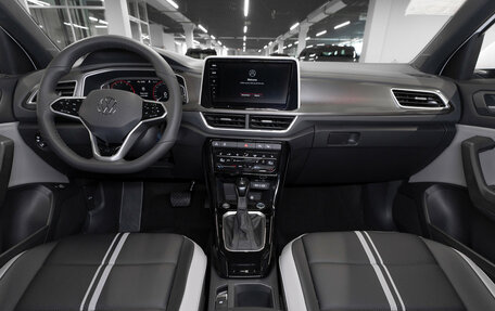 Volkswagen T-Roc I, 2025 год, 3 500 000 рублей, 8 фотография