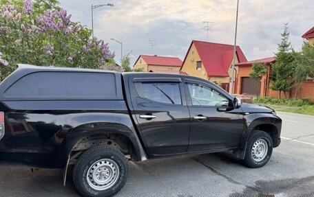 Mitsubishi L200 IV рестайлинг, 2019 год, 2 050 000 рублей, 3 фотография