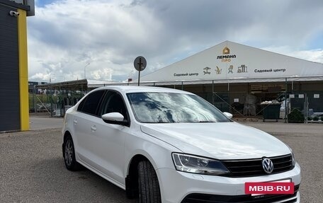 Volkswagen Jetta VI, 2015 год, 1 350 000 рублей, 2 фотография