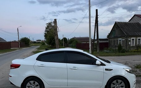KIA Rio III рестайлинг, 2017 год, 700 000 рублей, 4 фотография