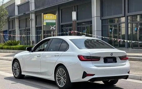 BMW 3 серия, 2022 год, 2 610 000 рублей, 2 фотография