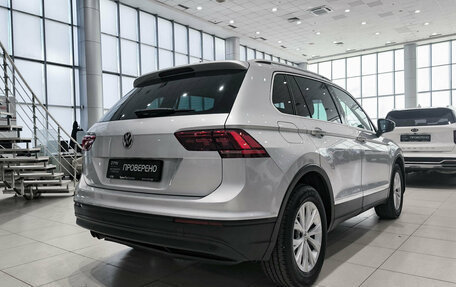 Volkswagen Tiguan II, 2017 год, 2 520 000 рублей, 6 фотография