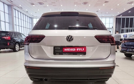 Volkswagen Tiguan II, 2017 год, 2 520 000 рублей, 7 фотография