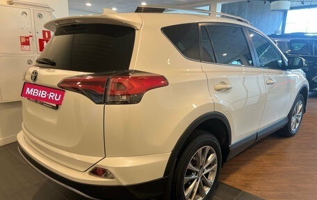 Toyota RAV4, 2017 год, 2 566 184 рублей, 3 фотография
