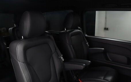 Mercedes-Benz V-Класс, 2020 год, 5 700 000 рублей, 20 фотография