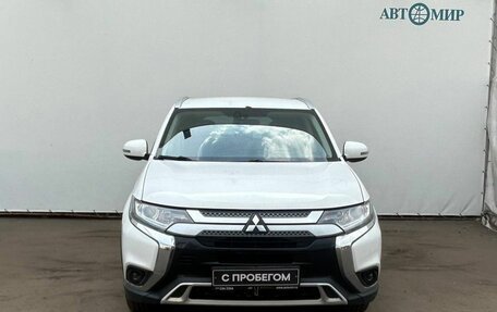 Mitsubishi Outlander III рестайлинг 3, 2019 год, 2 140 000 рублей, 2 фотография