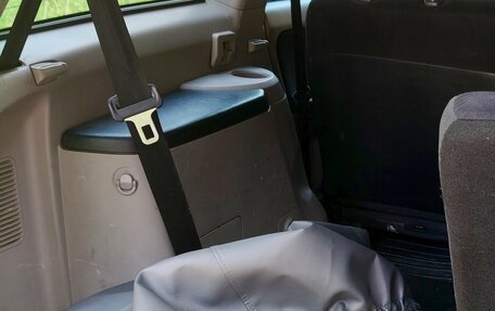 Mitsubishi Grandis, 2008 год, 550 000 рублей, 9 фотография