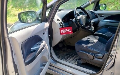 Mitsubishi Grandis, 2008 год, 550 000 рублей, 8 фотография