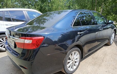 Toyota Camry, 2014 год, 1 910 000 рублей, 10 фотография