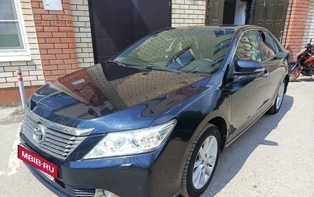 Toyota Camry, 2014 год, 1 910 000 рублей, 2 фотография