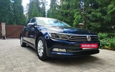 Volkswagen Passat B8 рестайлинг, 2016 год, 1 970 000 рублей, 4 фотография