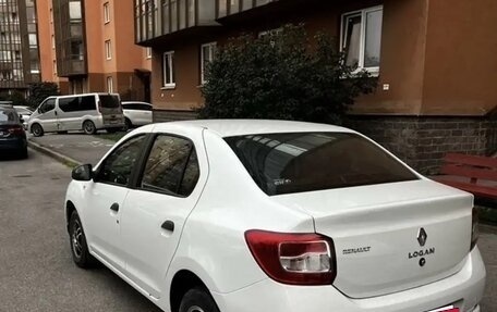 Renault Logan II, 2019 год, 550 000 рублей, 3 фотография