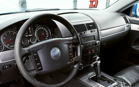 Volkswagen Touareg III, 2006 год, 665 000 рублей, 14 фотография