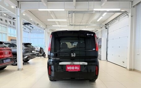 Honda Stepwgn IV, 2015 год, 1 649 000 рублей, 5 фотография