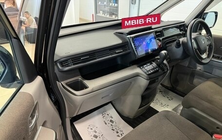 Honda Stepwgn IV, 2015 год, 1 649 000 рублей, 12 фотография