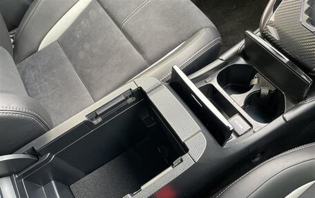 Toyota Harrier, 2019 год, 2 203 000 рублей, 16 фотография