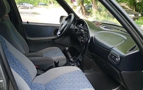 Chevrolet Niva I рестайлинг, 2005 год, 430 000 рублей, 2 фотография