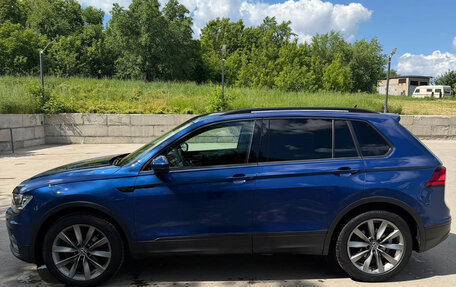 Volkswagen Tiguan II, 2019 год, 2 550 000 рублей, 3 фотография