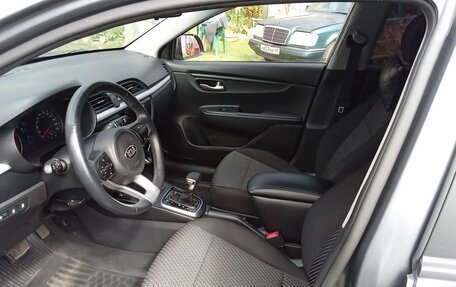 KIA Rio IV, 2020 год, 1 100 000 рублей, 10 фотография