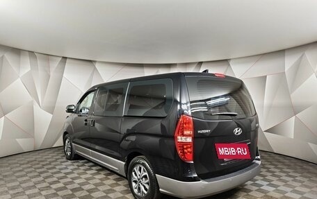 Hyundai H-1 II рестайлинг, 2018 год, 2 599 000 рублей, 4 фотография
