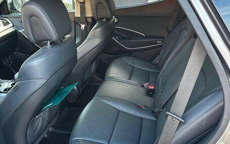 Hyundai Santa Fe III рестайлинг, 2016 год, 2 700 000 рублей, 18 фотография