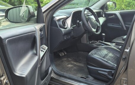 Toyota RAV4, 2016 год, 1 790 000 рублей, 9 фотография