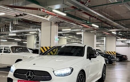 Mercedes-Benz E-Класс, 2020 год, 5 000 000 рублей, 3 фотография