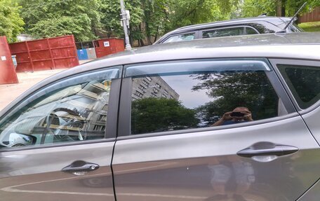 Hyundai Solaris II рестайлинг, 2011 год, 500 000 рублей, 3 фотография