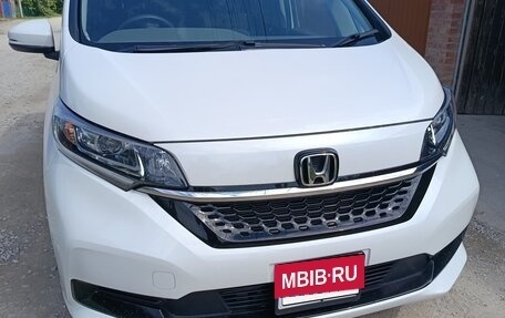 Honda Freed II, 2023 год, 1 950 000 рублей, 2 фотография