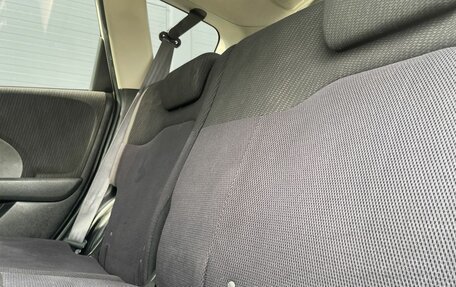 Honda Fit III, 2010 год, 700 000 рублей, 24 фотография