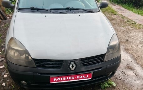 Renault Symbol I, 2003 год, 250 000 рублей, 1 фотография