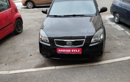 KIA Rio II, 2010 год, 750 000 рублей, 1 фотография