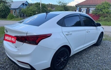 Hyundai Solaris II рестайлинг, 2019 год, 1 020 000 рублей, 3 фотография