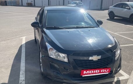 Chevrolet Cruze II, 2013 год, 560 000 рублей, 3 фотография