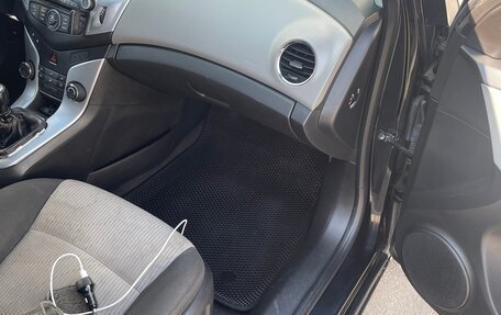 Chevrolet Cruze II, 2013 год, 560 000 рублей, 19 фотография
