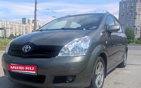 Toyota Corolla Verso I, 2006 год, 690 000 рублей, 5 фотография