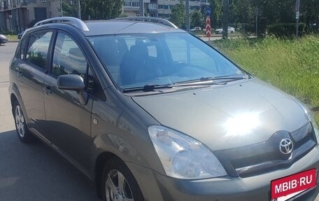 Toyota Corolla Verso I, 2006 год, 690 000 рублей, 11 фотография