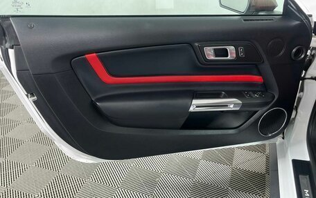 Ford Mustang VI рестайлинг, 2020 год, 3 699 000 рублей, 9 фотография