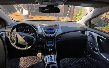 Hyundai Elantra V, 2012 год, 1 080 000 рублей, 8 фотография