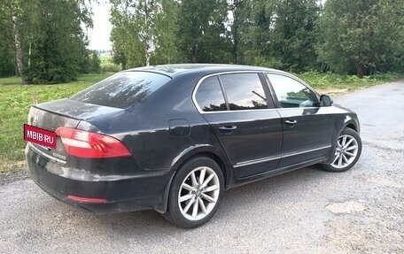 Skoda Superb III рестайлинг, 2013 год, 960 000 рублей, 4 фотография